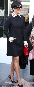 Kris Jenner In Valentino This Dress Fashion African Fashion Dresses Kris Jenner Style