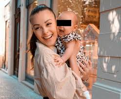 Monika bagárová má se svojí sestrou natálií krásný vztah. Monika Bagarova Za Tohle Je Po Narozeni Dcery Vdecna Fakta Today