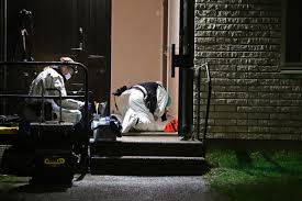 Polisen har inlett en förundersökning om mord, sedan en man avlidit under oklara omständigheter. Https Xn Bildstergtland Ypbf Se 2020 04 22 En Man Anhallen For Mord I Linkoping I Februari I Ar