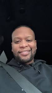 Colonel's personal life and relationships