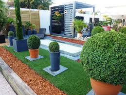 Nos astuces pour créer du relief au jardin. Decorer Son Jardin 5 Astuces Pepinieres Raymond