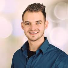 Dennis Bialek's Instagram, Twitter & Facebook