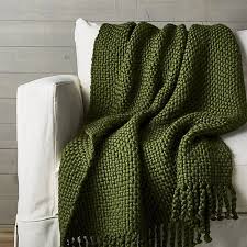 4.4 из 5 звездоч., исходя из 23 оценки(ок) товара(23). Cozy Weave Green Throw Green Throw Blanket Throw Pillows Living Room Green Throw