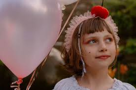 Fundraiser for Kitten Von Mew by Lizzie Marshall : Help Support a Family  Through Treatment