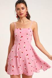 Shop Pink Dresses For Women At Affordable Prices Create Cute Pink Outfits With The Latest Styles From L Cute Dresses Floral Print Dress Outfit Casual Dresses
