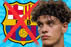 Confirmado, Héctor Fort ya conoce su nuevo equipo: Se va al máximo enemigo  del Barça