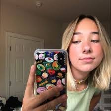 Sophie Ware's Instagram, Twitter & Facebook