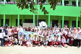 Sekolah lainnya yang juga dekat dari hunian antara lain sdn 07 pagi (780 m), nafa islamic montessori (810 m), smpn 59 jakarta (1.19 km) dan sekolah katolik santo paulus (1.19 km). Road Show Diseminasi Iklim Tahap Iii Bmkg