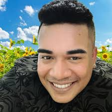 Photographer for 25th birthday photoshoot in Miami