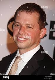 Jody Cryer's Instagram, Twitter & Facebook