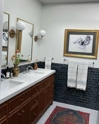 🌟 Elevate your bathroom with the Parker Vanity! Its sleek, modern design  is perfect for any fresh decor, while its top-quality materials ensure  durability and style. 🔍 Features: 1️⃣ Modern Twist: Crafted