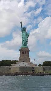 Mar En Estatua De La Libertad Estatua De La Libertad Viaje A La Ciudad Estatuas
