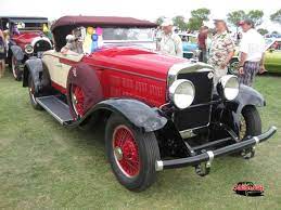 Classic Cars Of The Roaring 20s Oldcarnutz Com Classic Cars Roadsters Good Looking Cars