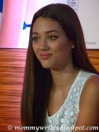 Write, Breathe, Live: Kim Jones and Neutrogena Team Up for Beautifully  Healthy Skin