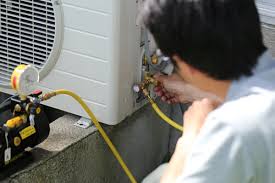 Selain berpunca daripada kehabisan gas, ia jua disebabkan oleh kotoran atau habuk yang dah tepu pada bahagian penyaring (filter) atau kipas outdoor unit. Aircond Rumah Tak Sejuk 6 Mkk Plaster Ceiling Renovation
