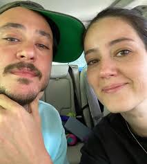 Çağatay ulusoy'un eski sevgilisi esra erol'da evlen benimle programına katıldı!. Oyuncu Pelin Akil Den Esine Gozu Yasli Dogum Gunu Mesaji