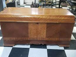 In their 2011 book the hope chest, jacquie d'alessandro, julie kenner, and susan kearney write also known as a dowry chest, trousseau chest, or cedar chest, a hope chest is a large trunk of. 1944 Lane Cedar Hope Chest 2075 Waterfall Lock Removed Local P U Make Offer Ebay