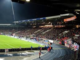 Futbol stadyumu ve atletizm stadyumu. Eintracht Stadion Stadion In Braunschweig