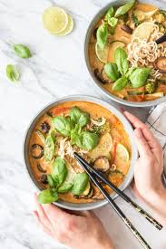 Besser Als Lieferservice Thai Erdnuss Nudelsuppe Heavenlynn Healthy Rezept Nudelsuppe Thailandisches Essen Einfache Gerichte