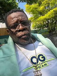 The One and Only Smoove Ski...(Rayshawn Bowden) he's been Spinning since a  Teen! wish i can say i taught him everything he knows but Nope! The Music  is in their Blood, all