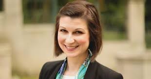 Enjoy the gift of song from Carillon Women's Chorus