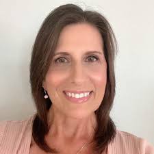 What Catholic Church in St. Pete area is welcoming to newcomers and offers  RCIA program?