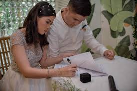 On our 4th Anniversary I married my favorite person Now, Let me reintroduce  myself- Denise Faye Concepcion- Ladaban 📸 Rgborrel Photos 💐 Hiraya  Flowers & Design 💄 Joieyth Erlano 🍽 Pandan Asian Cafe  #oriGIANallymadeforDENISE