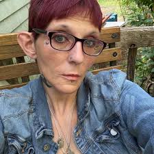 Tabitha Fairchild's Instagram, Twitter & Facebook