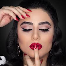 آموزشگاه ای تک