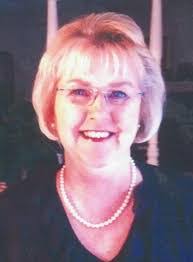 Peggy Hash's Instagram, Twitter & Facebook