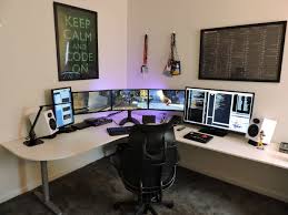 Discover 1m X 1m Corner Desk Made Easy Gaming Room Setup Diy Corner Desk Room Setup