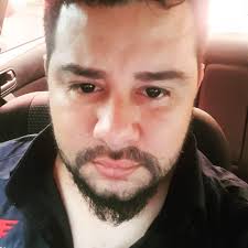 🚙📄 MULTA DE 150 DÓLARES A CONDUCTOR SE VUELVE VIRAL EN REDES 📍 Un  conductor fue multado tras estacionar su vehículo frente a una cochera,  impidiendo el libre acceso al inmueble. 💵