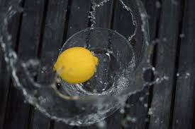 Agua Con Limon Realmente Ayuda A Adelgazar En las risas y en las miradas. agua con limon realmente ayuda a