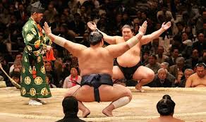 Sports This Is A Photo Of Two Sumo Wrestlers Sumo Wrestlers Do This Before Matches Sumo Wrestling Is A Very Popular Sport In Japan Lutteur Sumo Sumo Japon