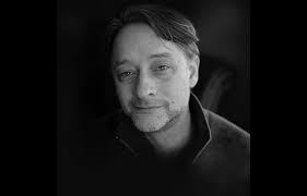 Darren Dean's Instagram, Twitter & Facebook