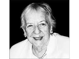 Sandra Wing's Instagram, Twitter & Facebook