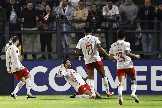 Pedro Henrique celebra gol da classifica&ccedil;&atilde;o na Sul-Americana e mira duelo contra Atl&eacute;tico-MG | Ge