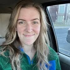 Abby Korb's Instagram, Twitter & Facebook