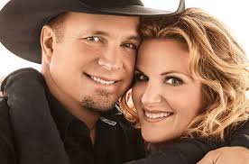 Country singer, lifestyle maven, host of. Garth Brooks Talks Cbs Holiday Special With Trisha Yearwood Billboard