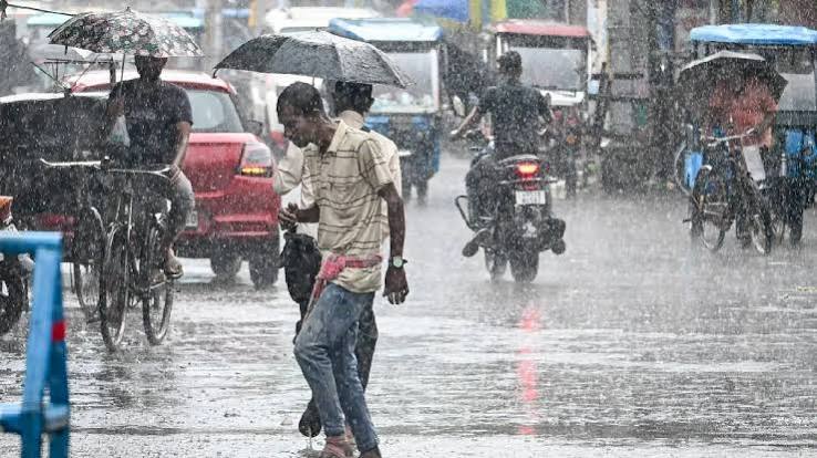 बिहार में भारी बारिश का ऑरेंज अलर्ट, कई जिलों में ओलावृष्टि के आसार; 60 किमी स्पीड से चल सकती हैं हवाएं - India TV Hindi