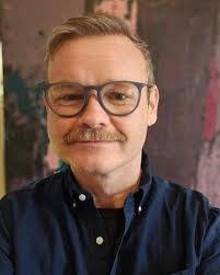 Eric Yarbrough's Instagram, Twitter & Facebook