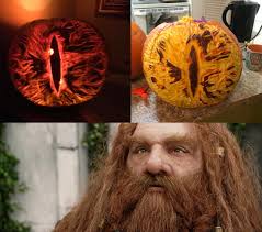 This Eye of Sauron Halloween pumpkin looks amazing.