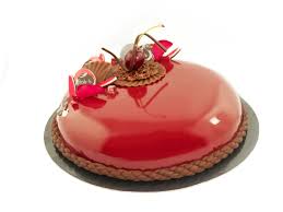 Entremets Choco Griottes Croustillant Cara Crakine Biscuit Chocolat Grand Cru Creme Mousseuse Au C Gourmet Pastries Fine Dining Desserts Baking And Pastry