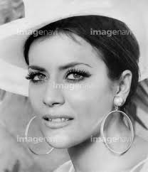 1960年代 女優 1人 映画 歴史 ハット・帽子】の画像素材