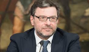 Giancarlo giorgetti potrebbe andare alle infrastrutture, mentre il nodo paolo savona potrebbe non essere più un problema. Hr9hfo Clhyhpm