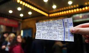 Adam and barbara maitland are a young couple who die in a road accident but the maitlands try every way to spook the deetz family, but it falls to no avail. Die Nyc Broadway Week 2021 Gunstige Broadway Tickets