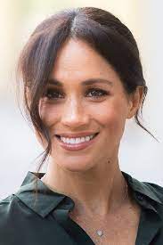 The Meghan Markle Makeunder Is Trending Right Now Meghan Markle Hair Celebrity Makeup Looks Celebrity Makeup Fails