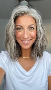 Mindy Gale's Instagram, Twitter & Facebook