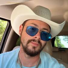 Travis Ray Turner (@travisrayturner) • Instagram photos and videos