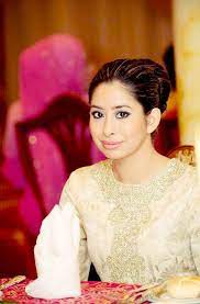 Hrh Princess Aminah Of Malaysia Royalty Family Royal Throne Royal Family